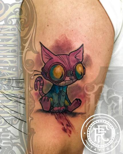 Gato a color tatuaje realizado por Fabian Rojas
