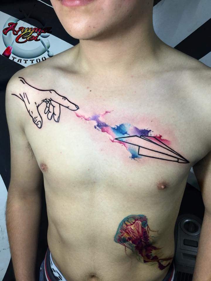 ▷ avión de papel, tatuaje realizado por el tatuador Aruma Coi | Ideas de  tatuajes