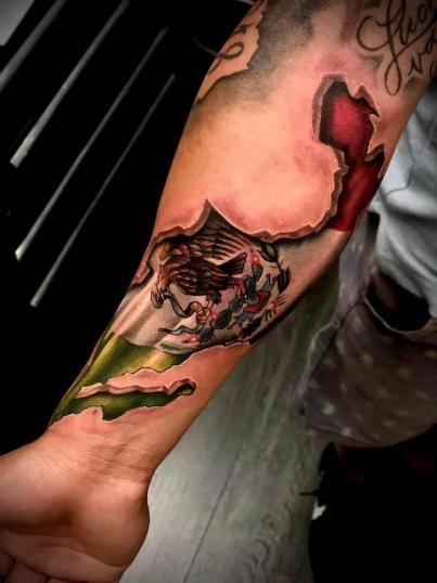 México en la piel tatuaje realizado por Robe Metamorfo