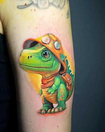 Tatuaje de dinosaurio realizado por Greta la tattooeria tatuaje realizado por Greta la tattooeria