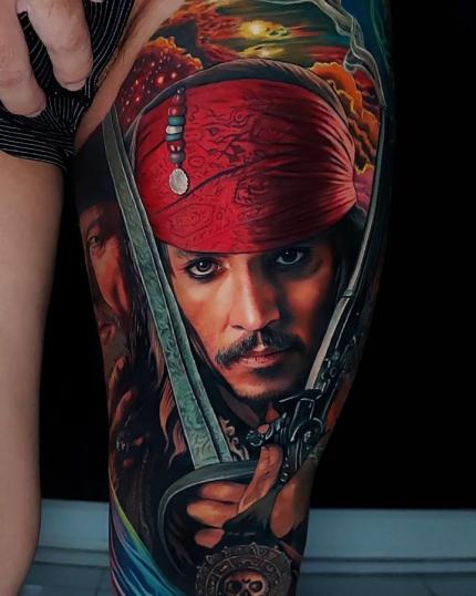 Tatuaje de Jack Sparrow realizado por Zenobite Tattoo tatuaje realizado por Zenobite Tattoo
