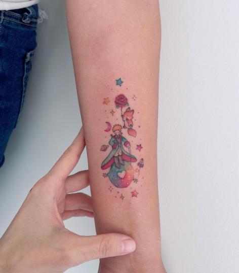 Tatuaje de principito mini realizado por Alynana tatuaje realizado por Alynana