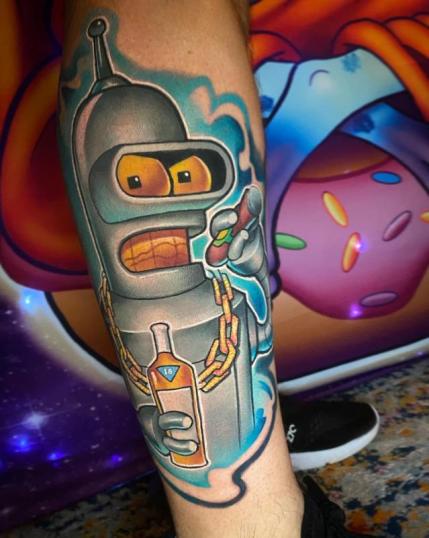 Tatuaje de Bender Bending Rodríguez en Futurama realizado por Josh Herman tatuaje realizado por Josh Herman